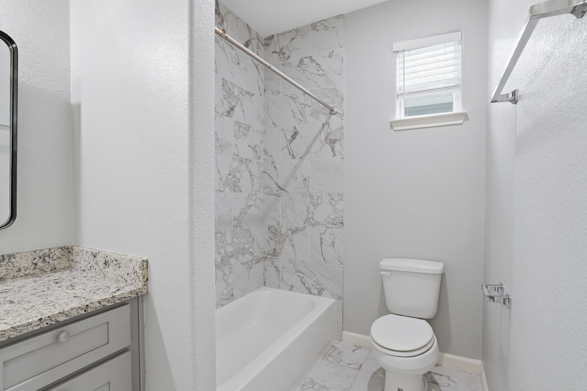 16919 Balmoral Property Photo 34