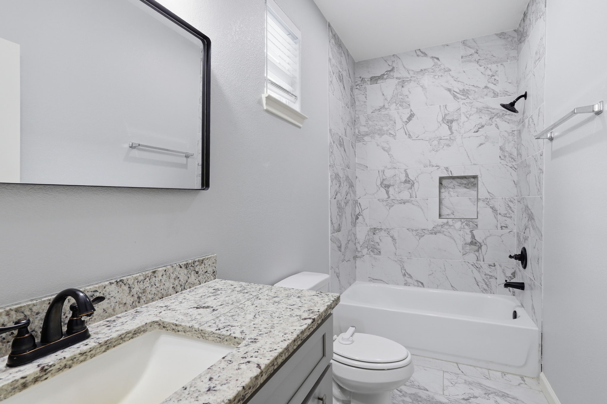 16919 Balmoral Property Photo 36
