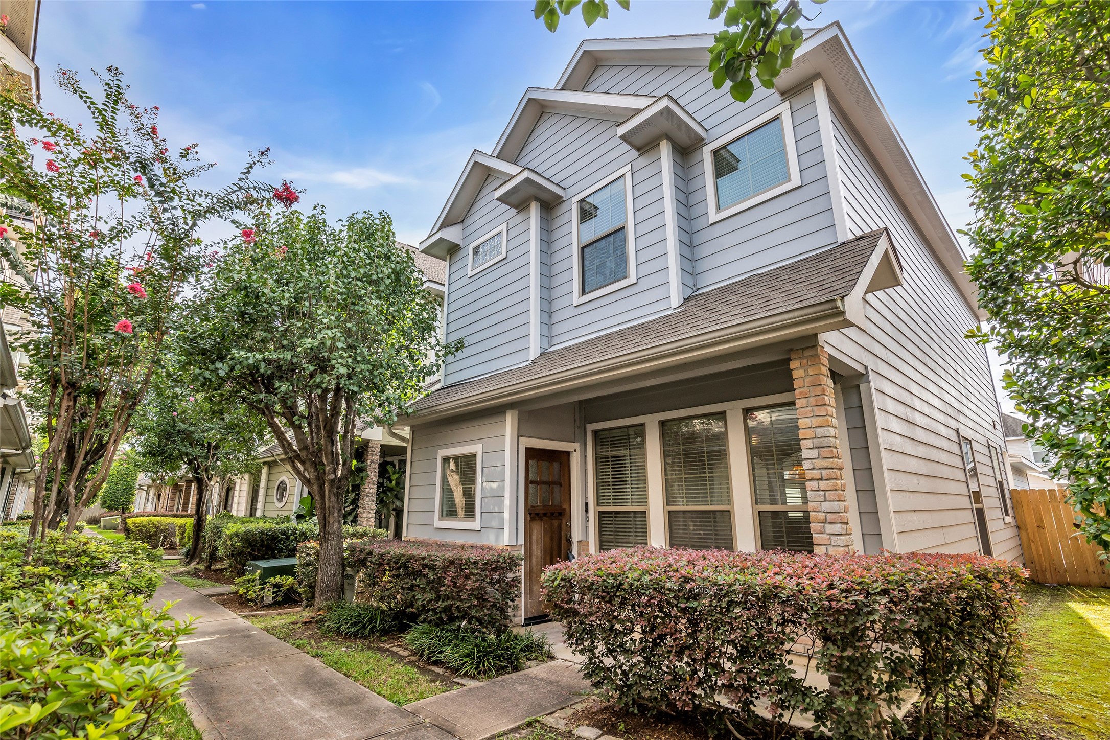 1821 Woodbend Village Court Property Photo 1