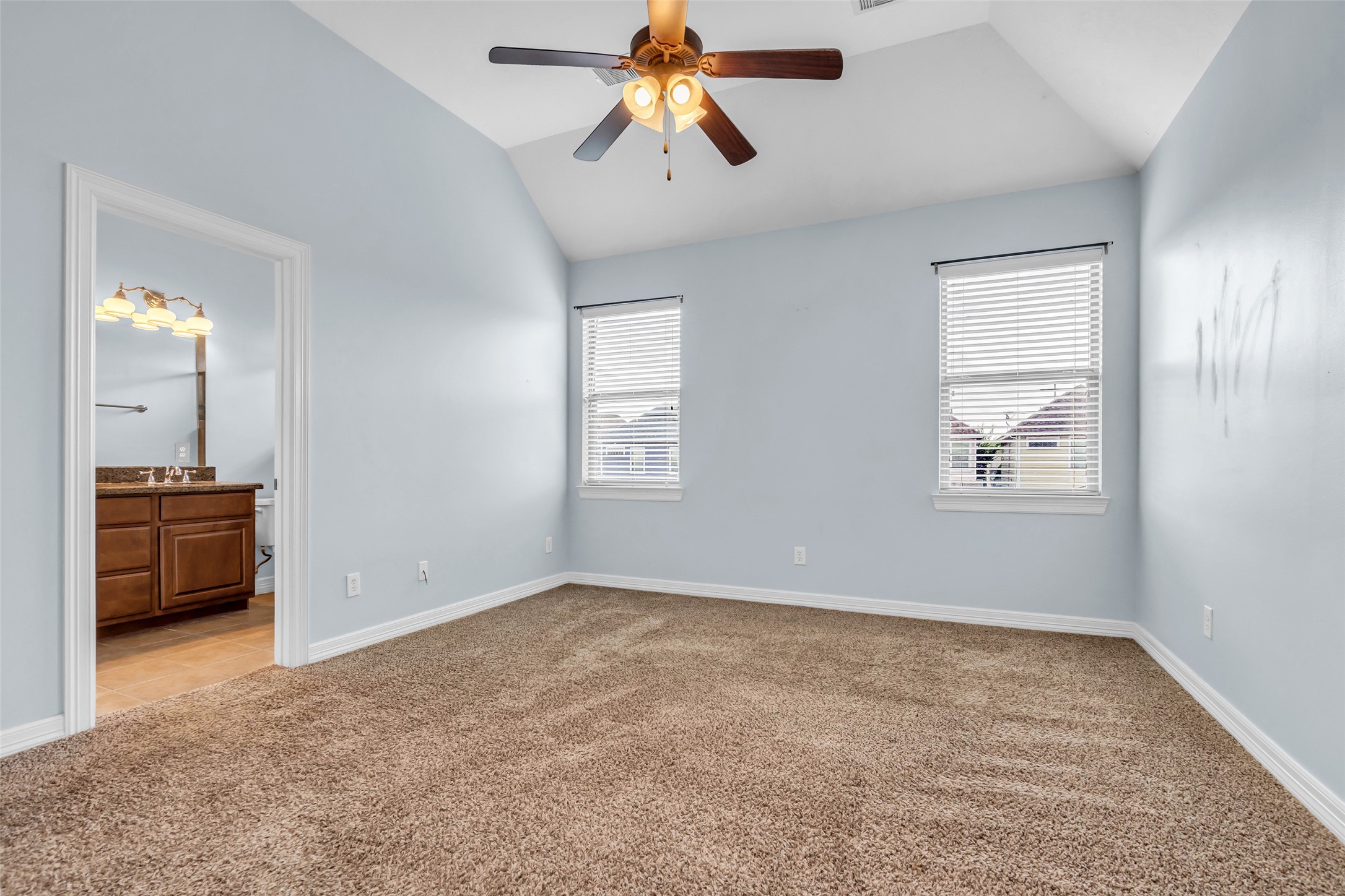 1821 Woodbend Village Court Property Photo 17