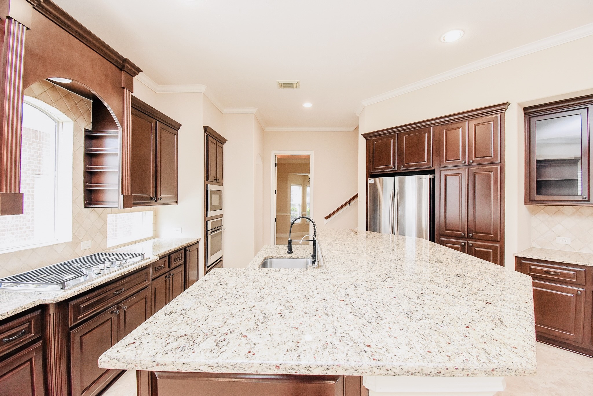 1611 Whitfield Street Property Photo 6