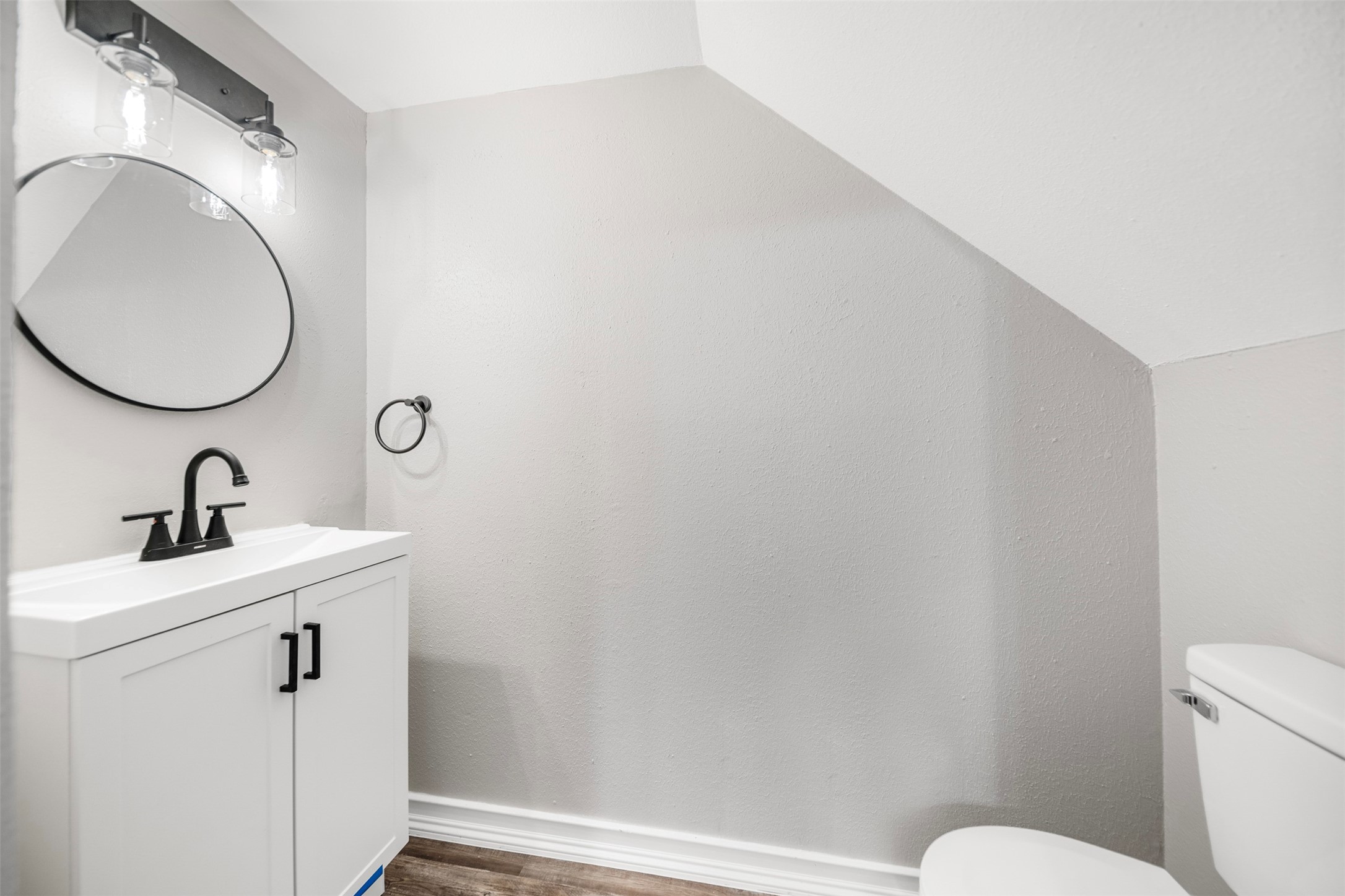 2626 Holly Hall 101 Property Photo 5