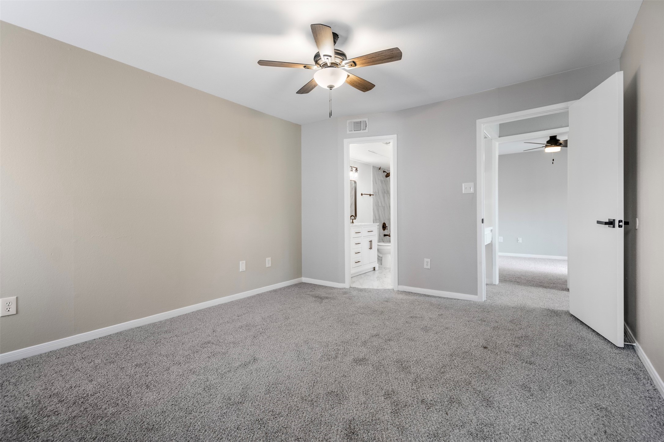 2626 Holly Hall 101 Property Photo 13