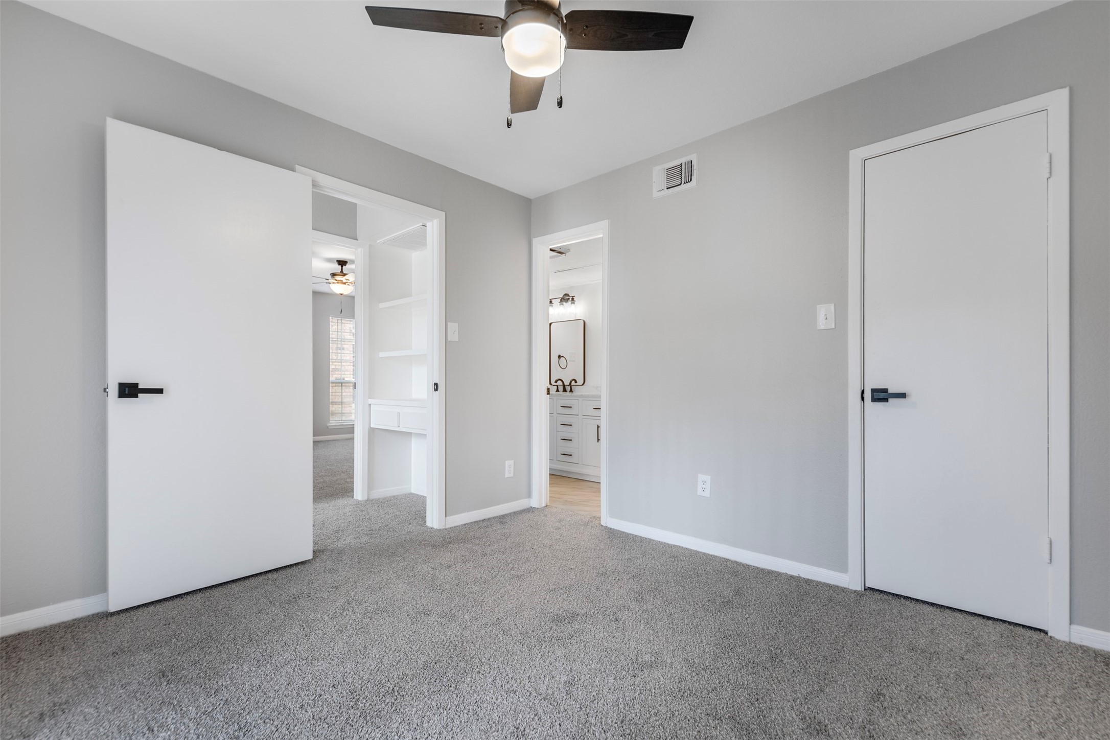 2626 Holly Hall 101 Property Photo 17