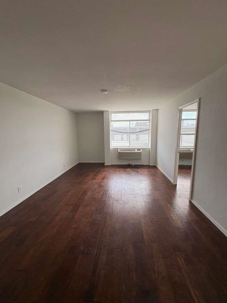 7510 Hornwood Drive 201 Property Photo 2