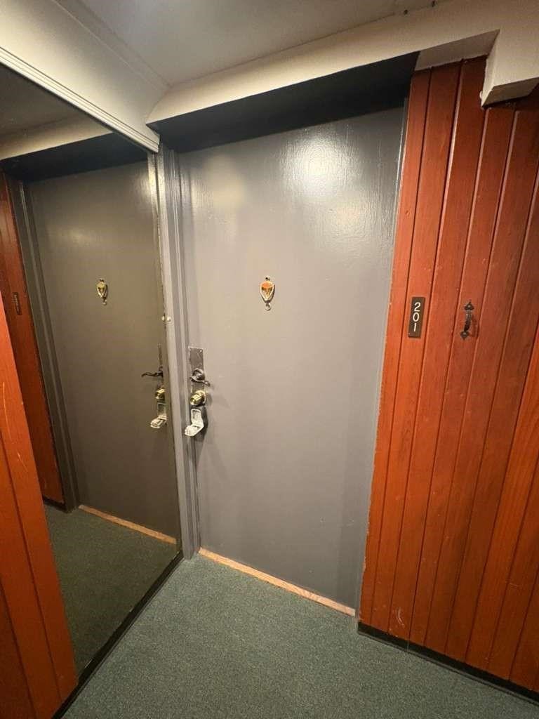 7510 Hornwood Drive 201 Property Photo 11