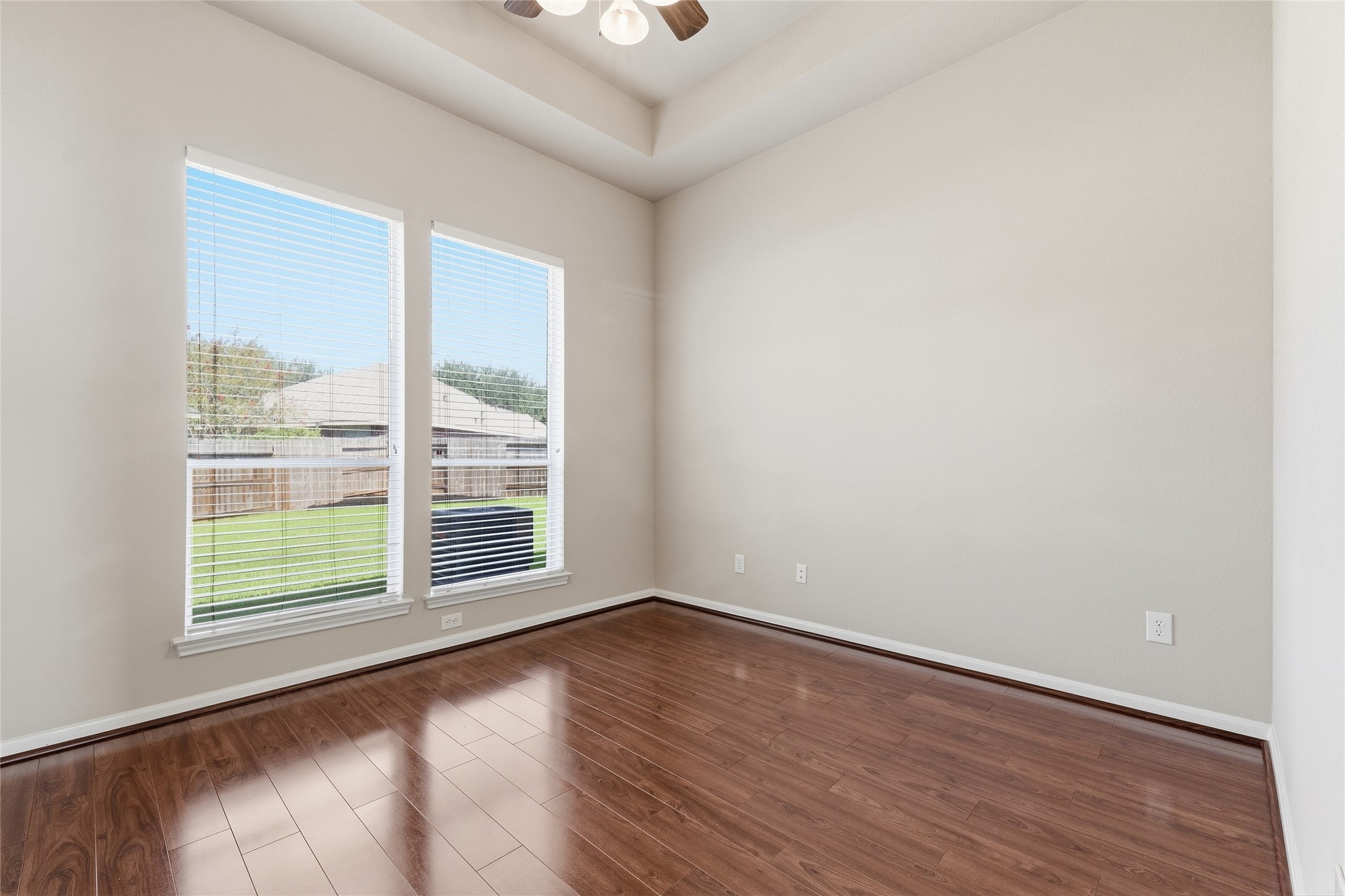 4006 Wolf Springs Court Property Photo 28