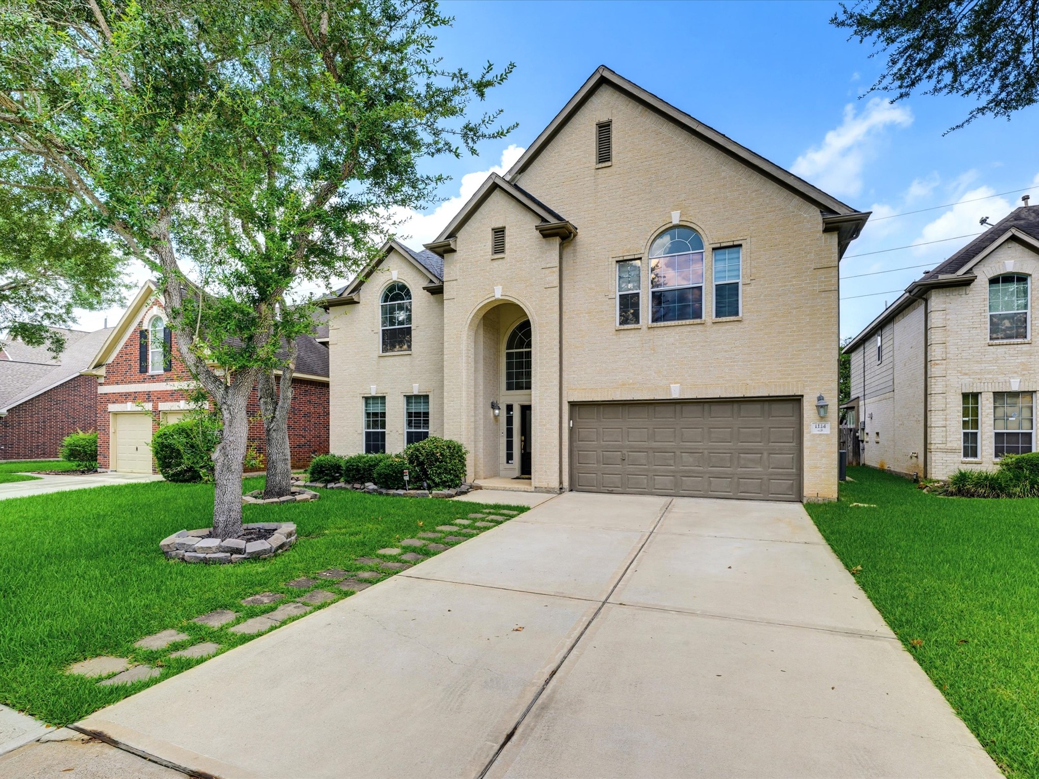 1114 Jasons Bend Drive Property Photo 1