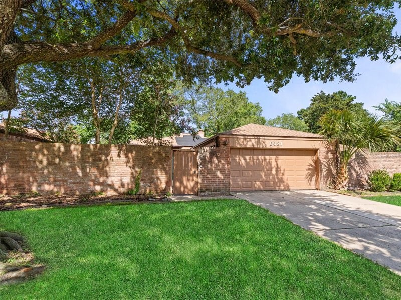 6631 Ambler Drive Property Photo 1