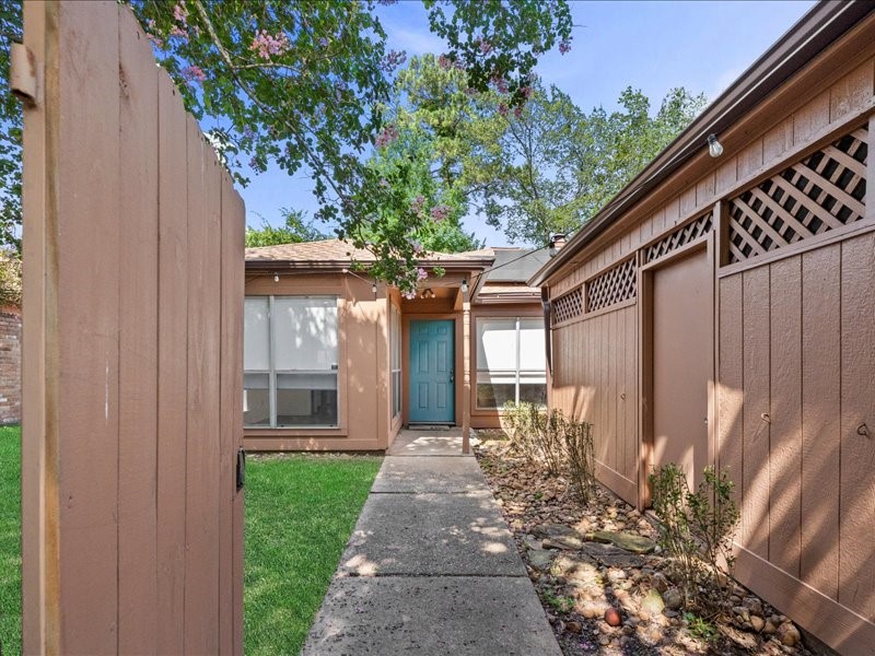 6631 Ambler Drive Property Photo 35