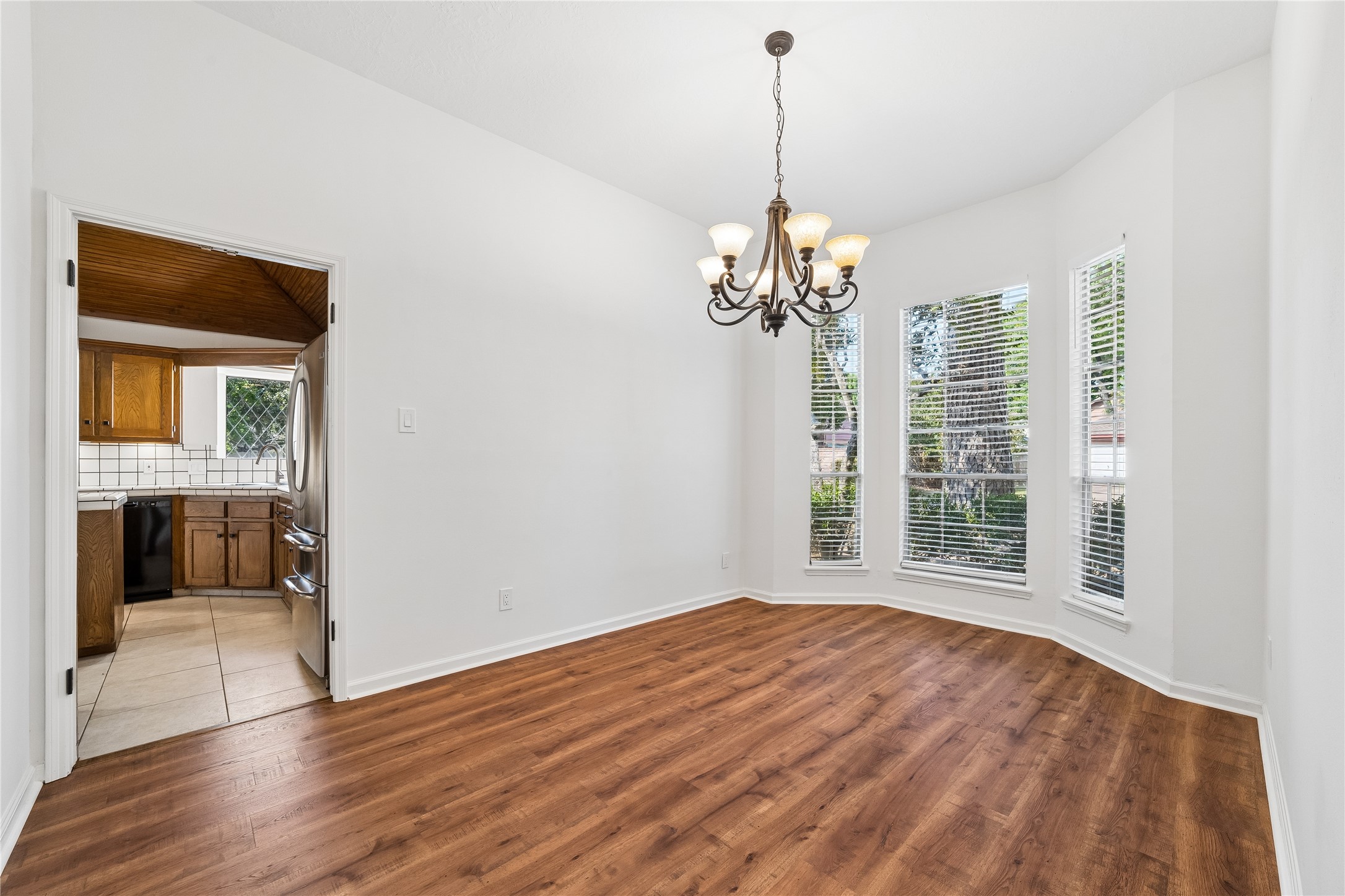 11423 Canyon Trail Drive Property Photo 5