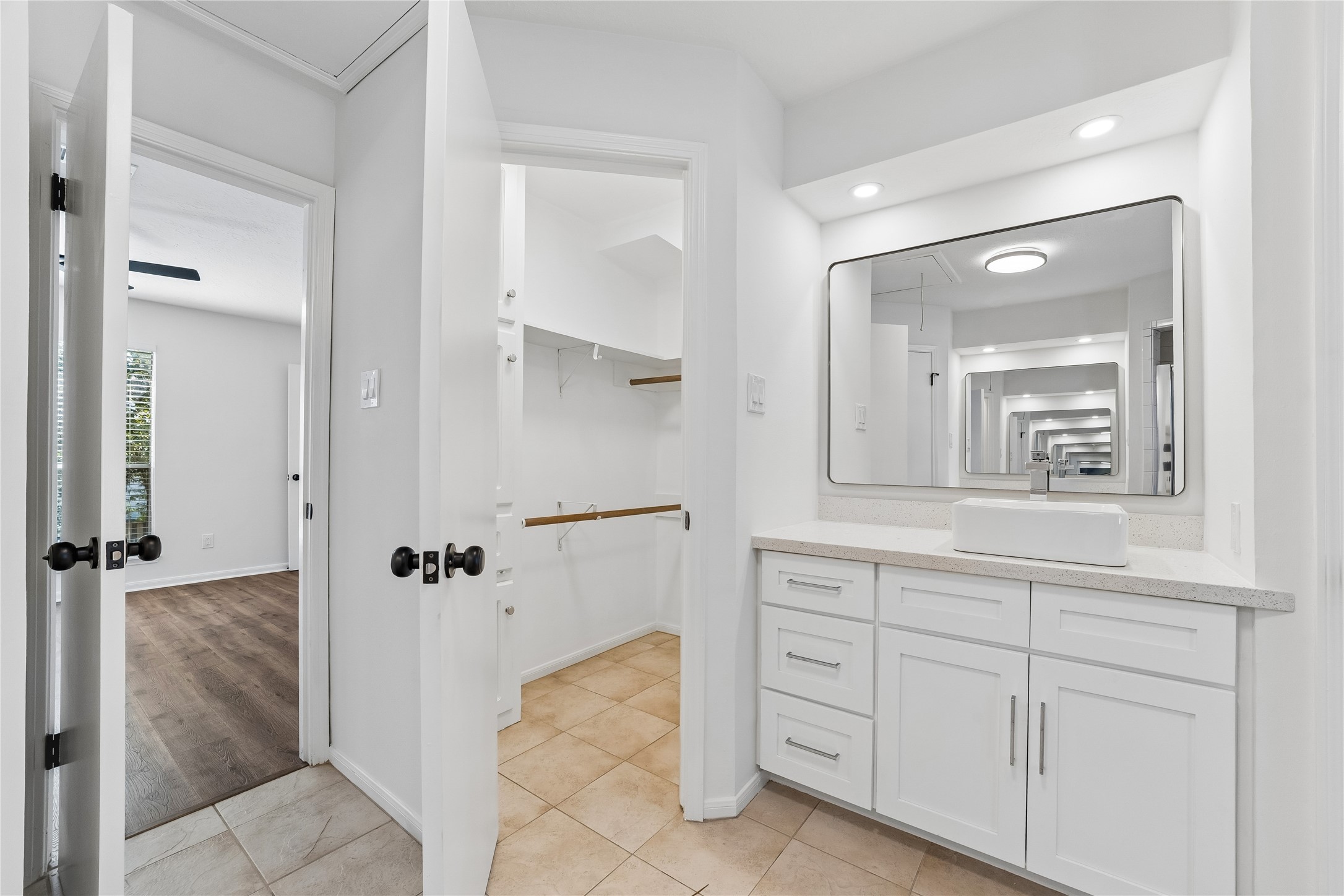 11423 Canyon Trail Drive Property Photo 32