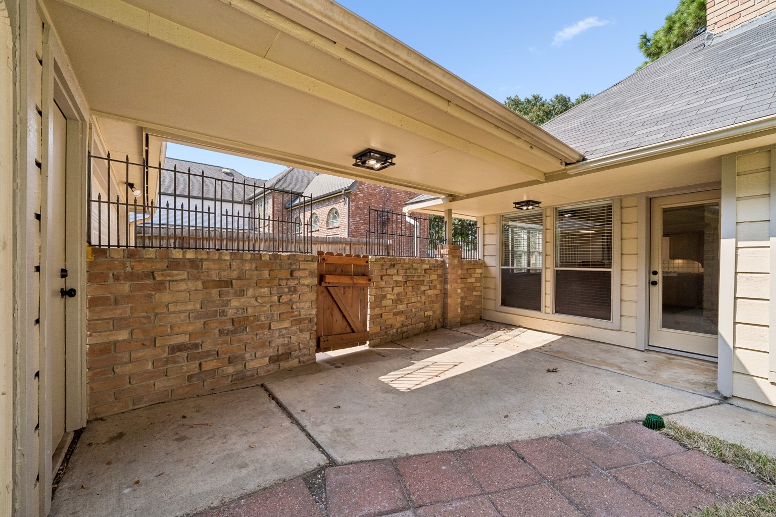 11423 Canyon Trail Drive Property Photo 38