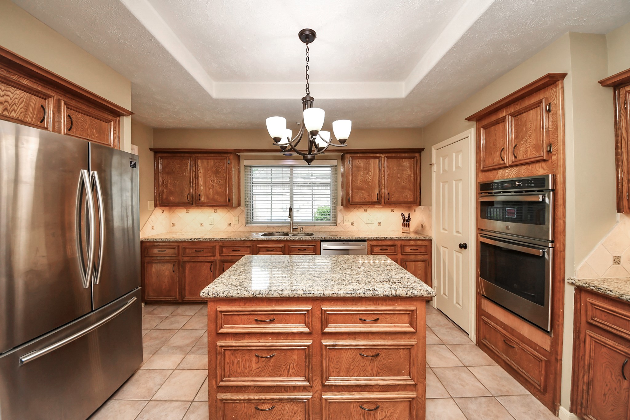 2307 Stephens Grant Drive Property Photo 6
