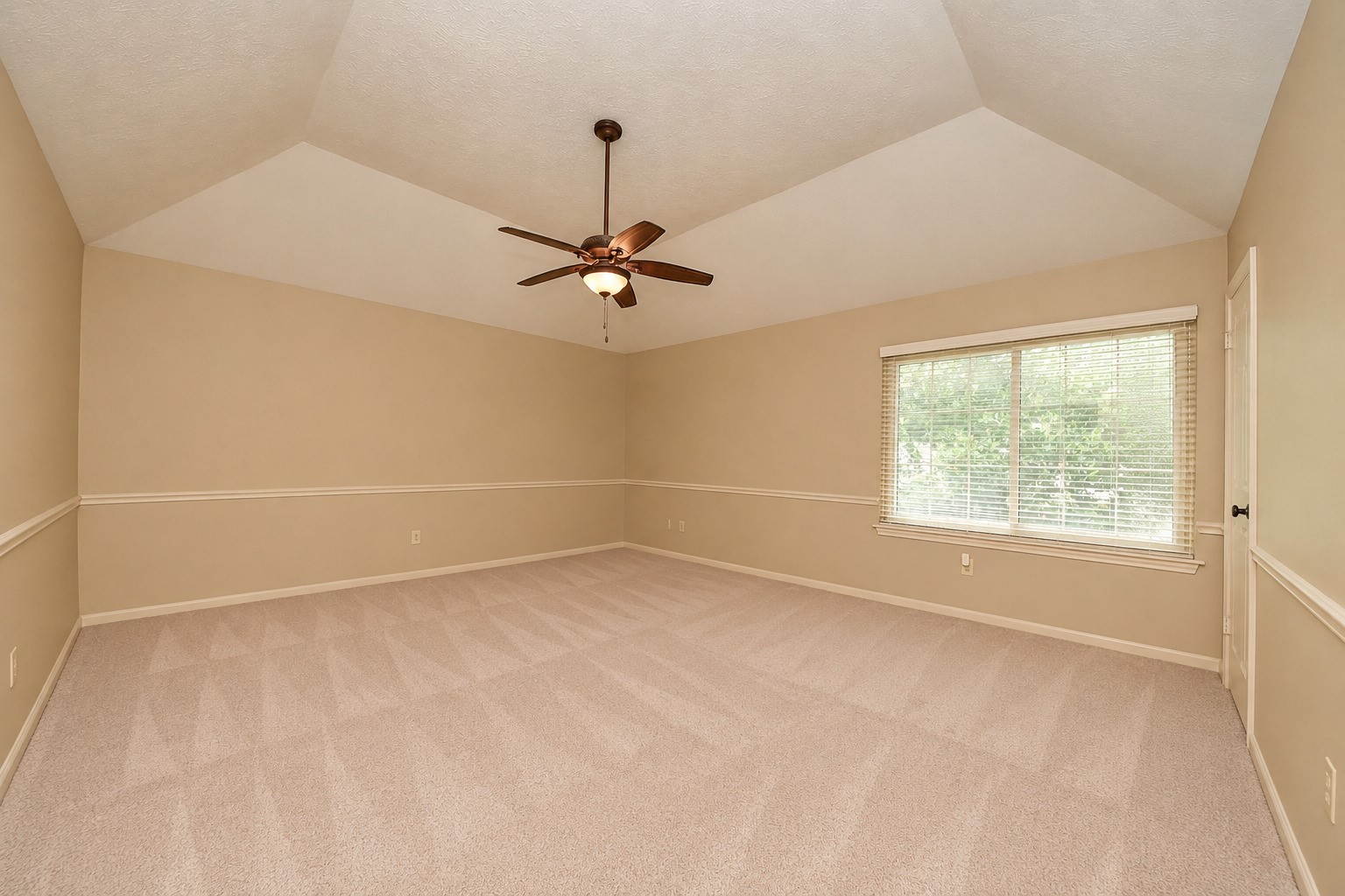 2307 Stephens Grant Drive Property Photo 16