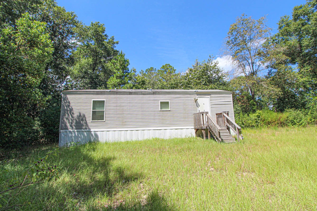 190 Russell Lane Property Photo 1