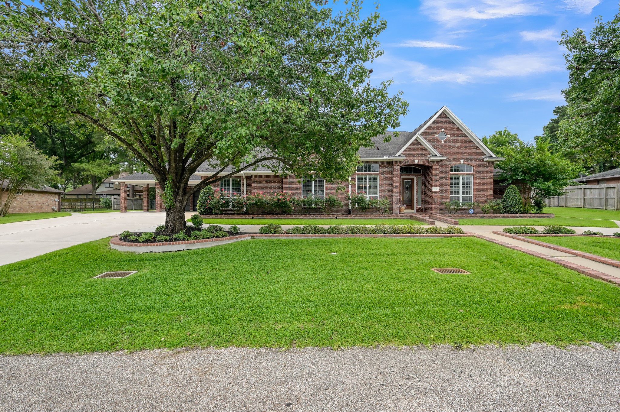 9832 W Shore Drive Property Photo 1