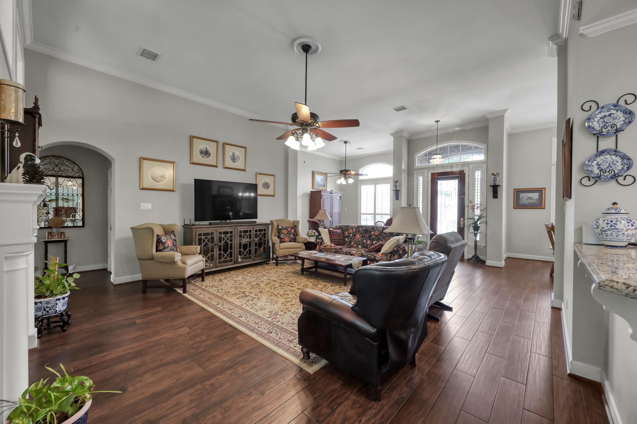9832 W Shore Drive Property Photo 6