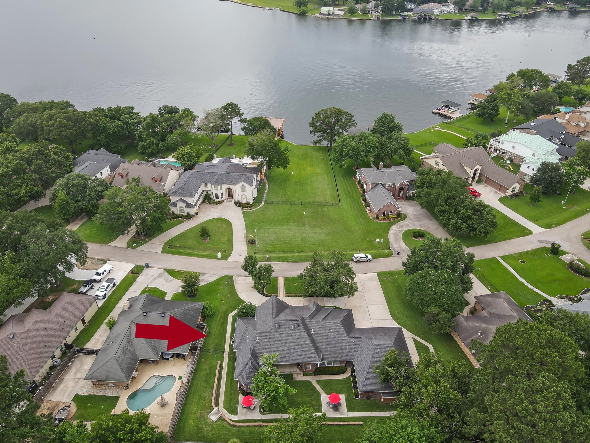 9832 W Shore Drive Property Photo 37