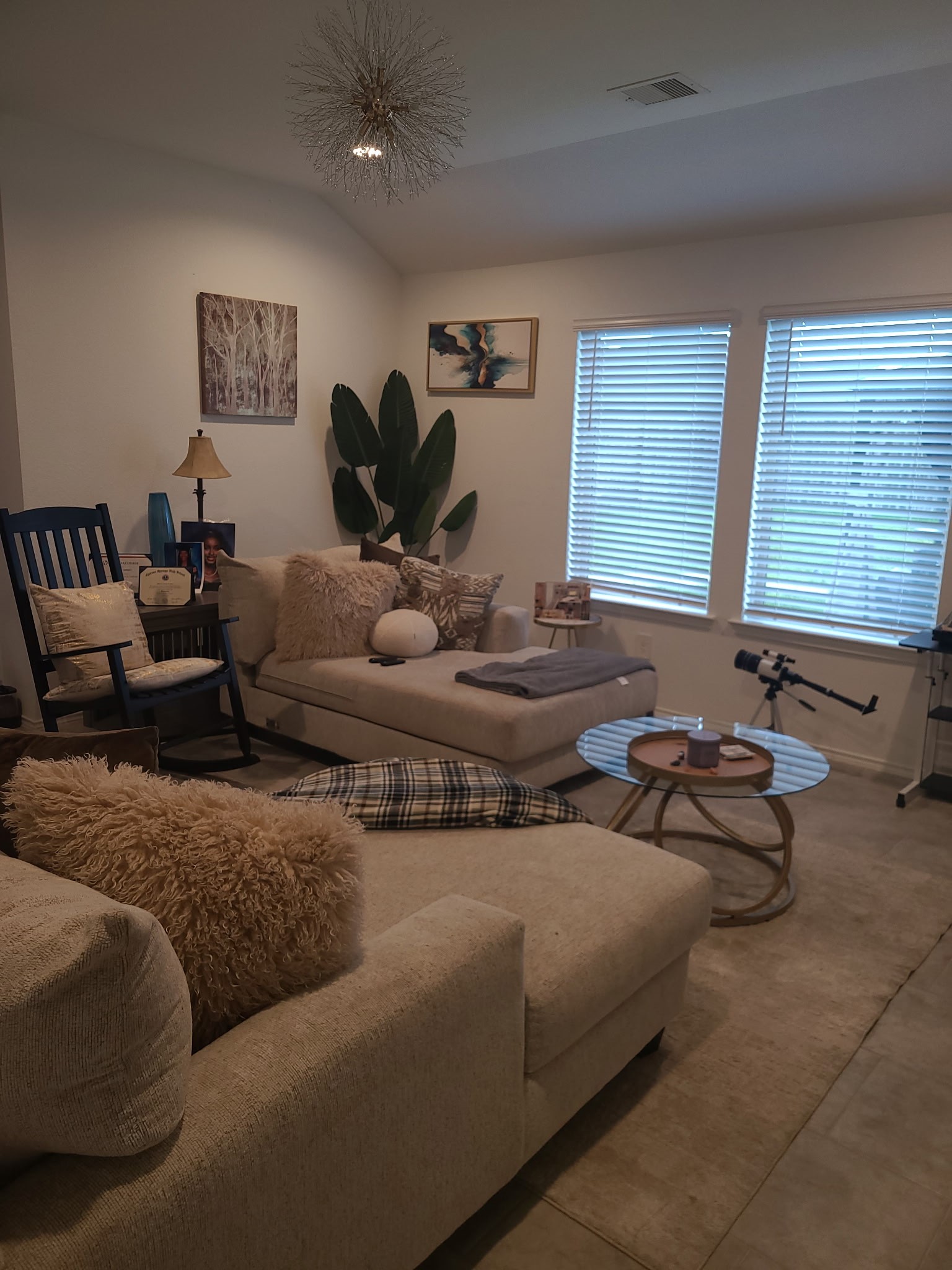 16118 Jordan Meadow Way Property Photo 4