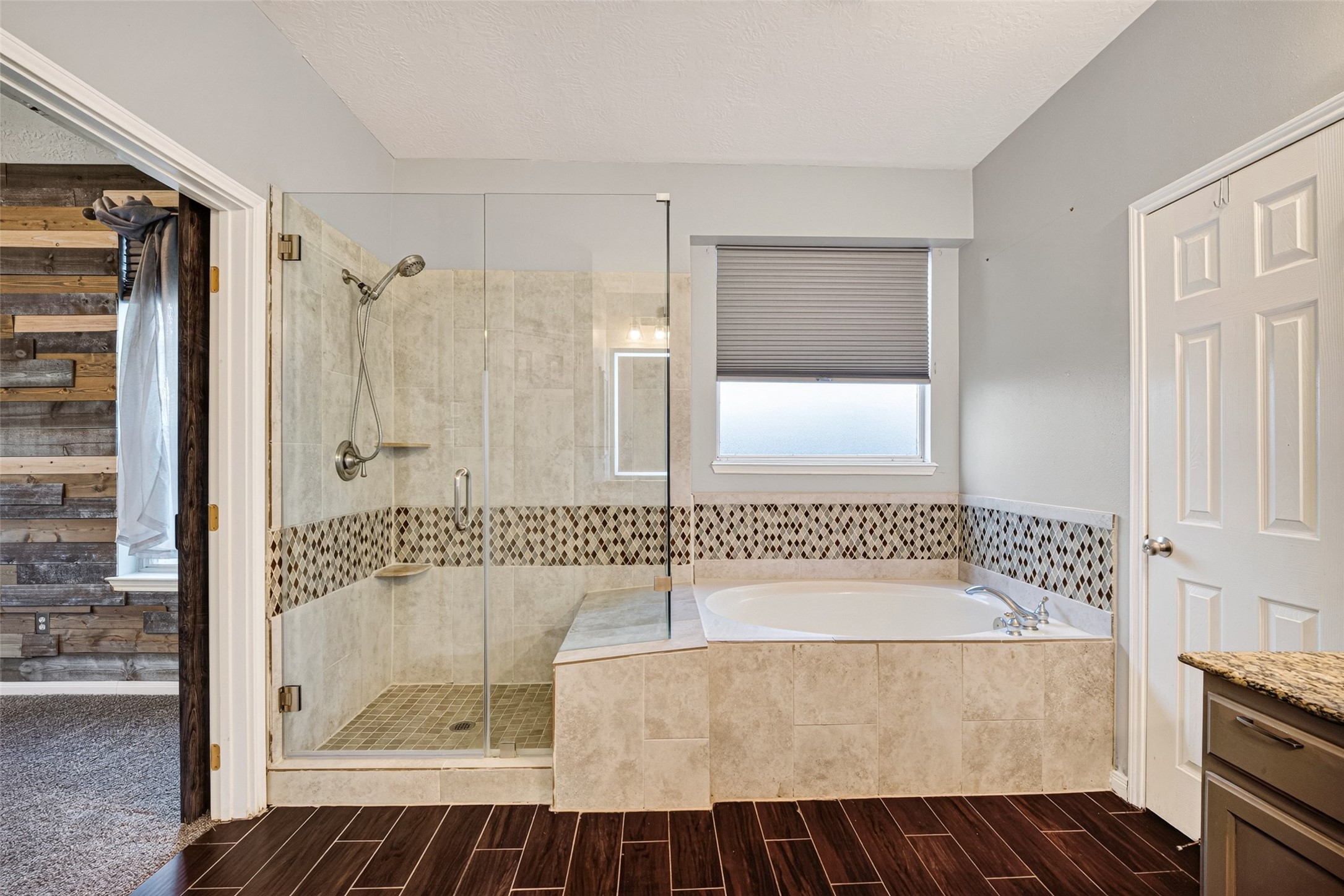 11504 Bay Crossing Drive Property Photo 23
