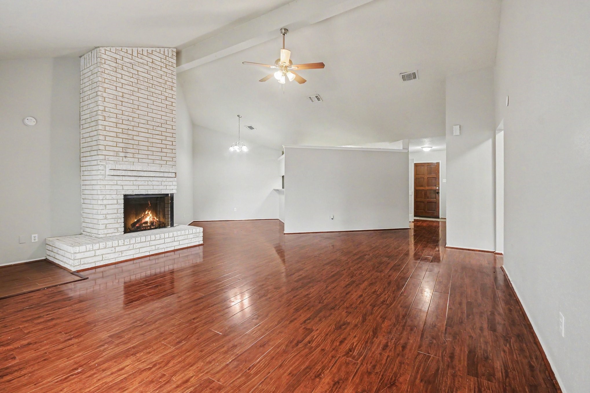 16715 Manowar Lane Property Photo 5