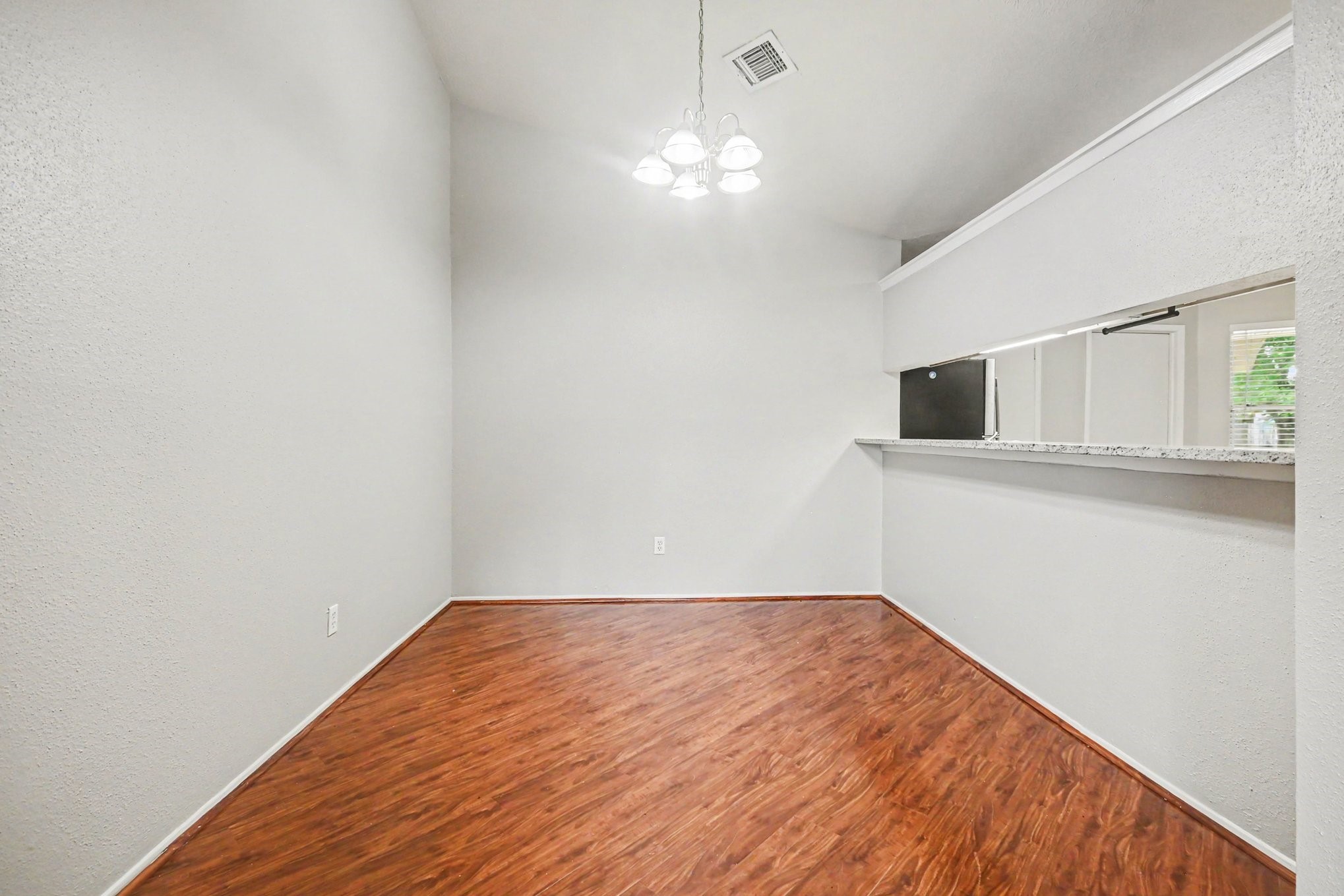 16715 Manowar Lane Property Photo 7