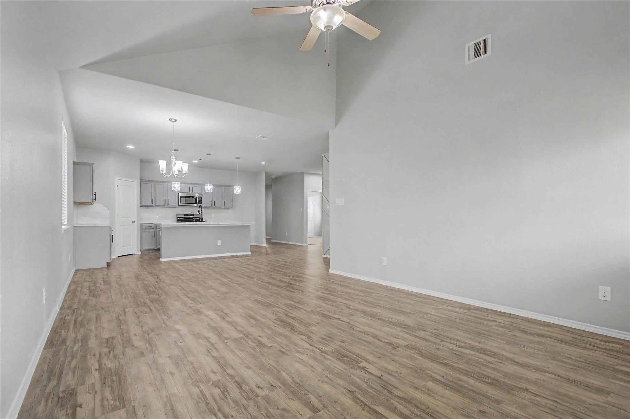 20926 Corisande Street Property Photo 11