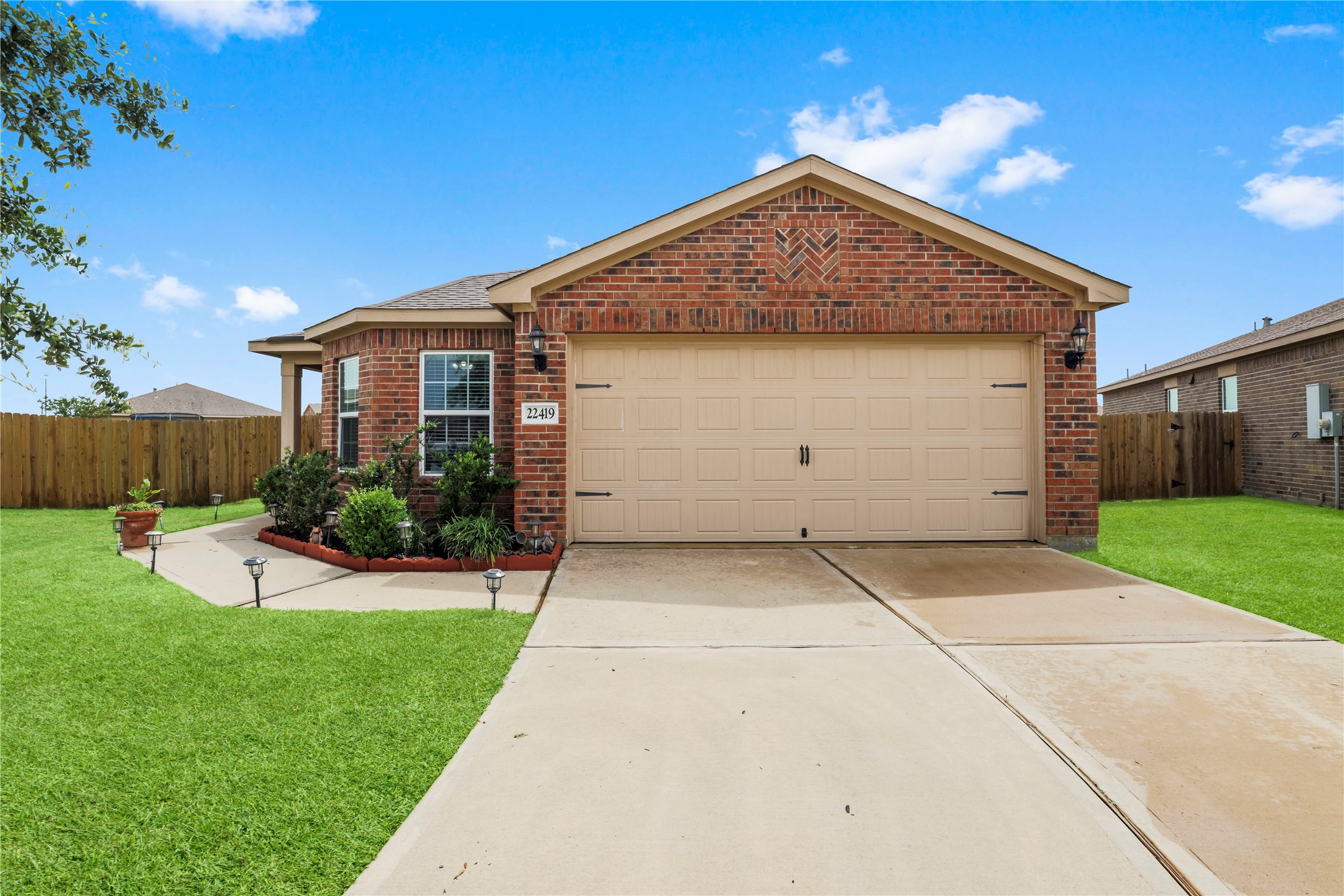 22419 Iron Mill Drive Property Photo 1