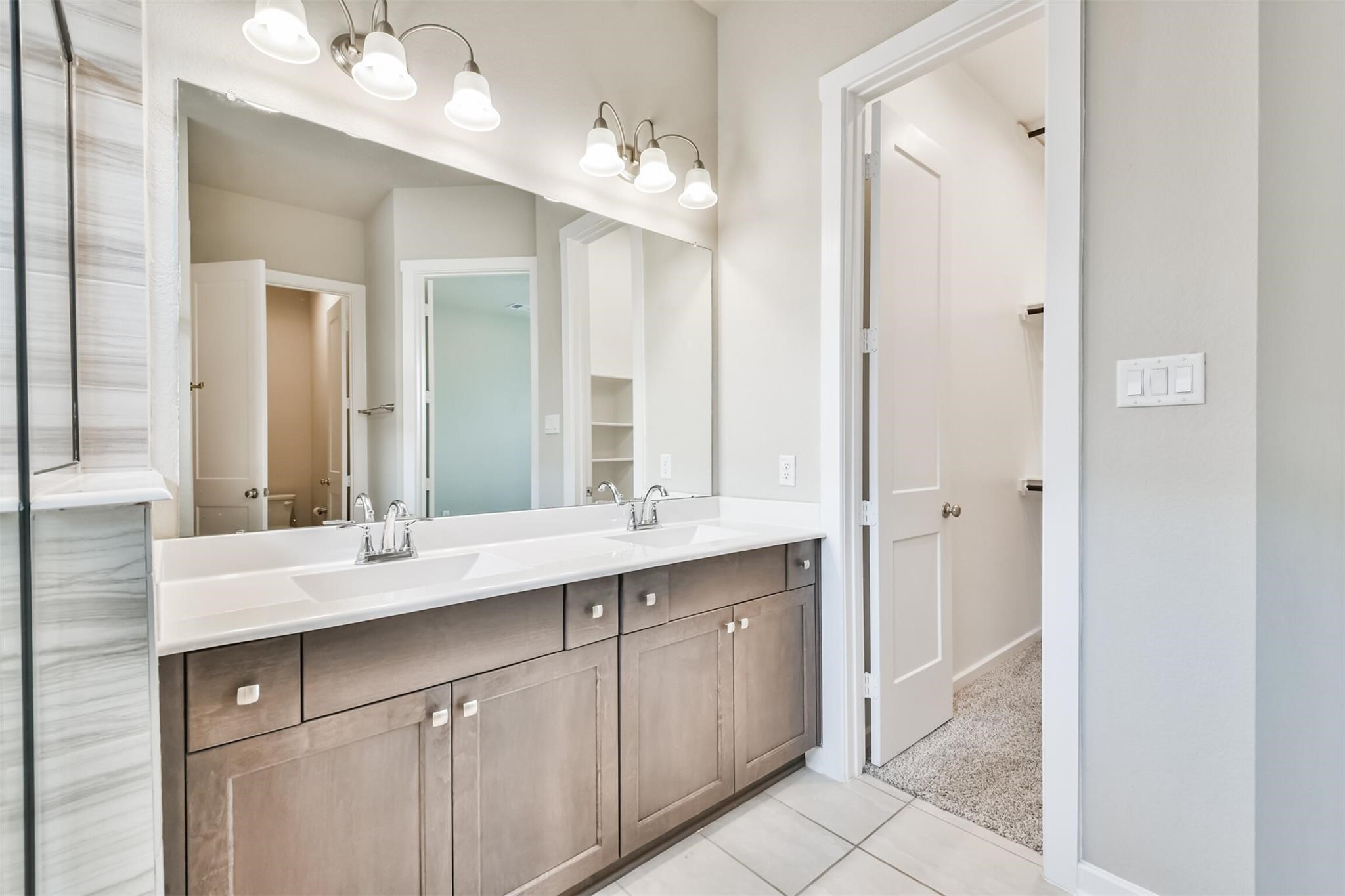 27025 Sofia Forest Drive Property Photo 16