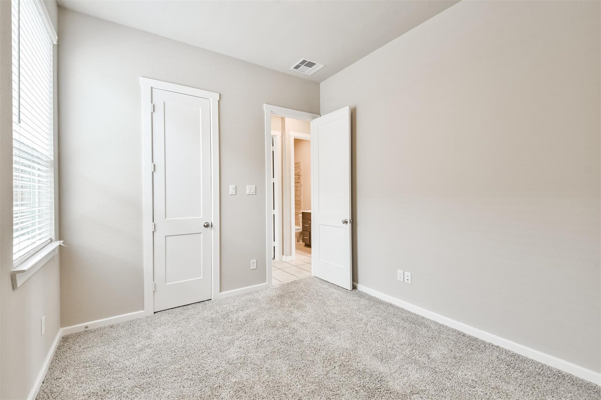 27025 Sofia Forest Drive Property Photo 19