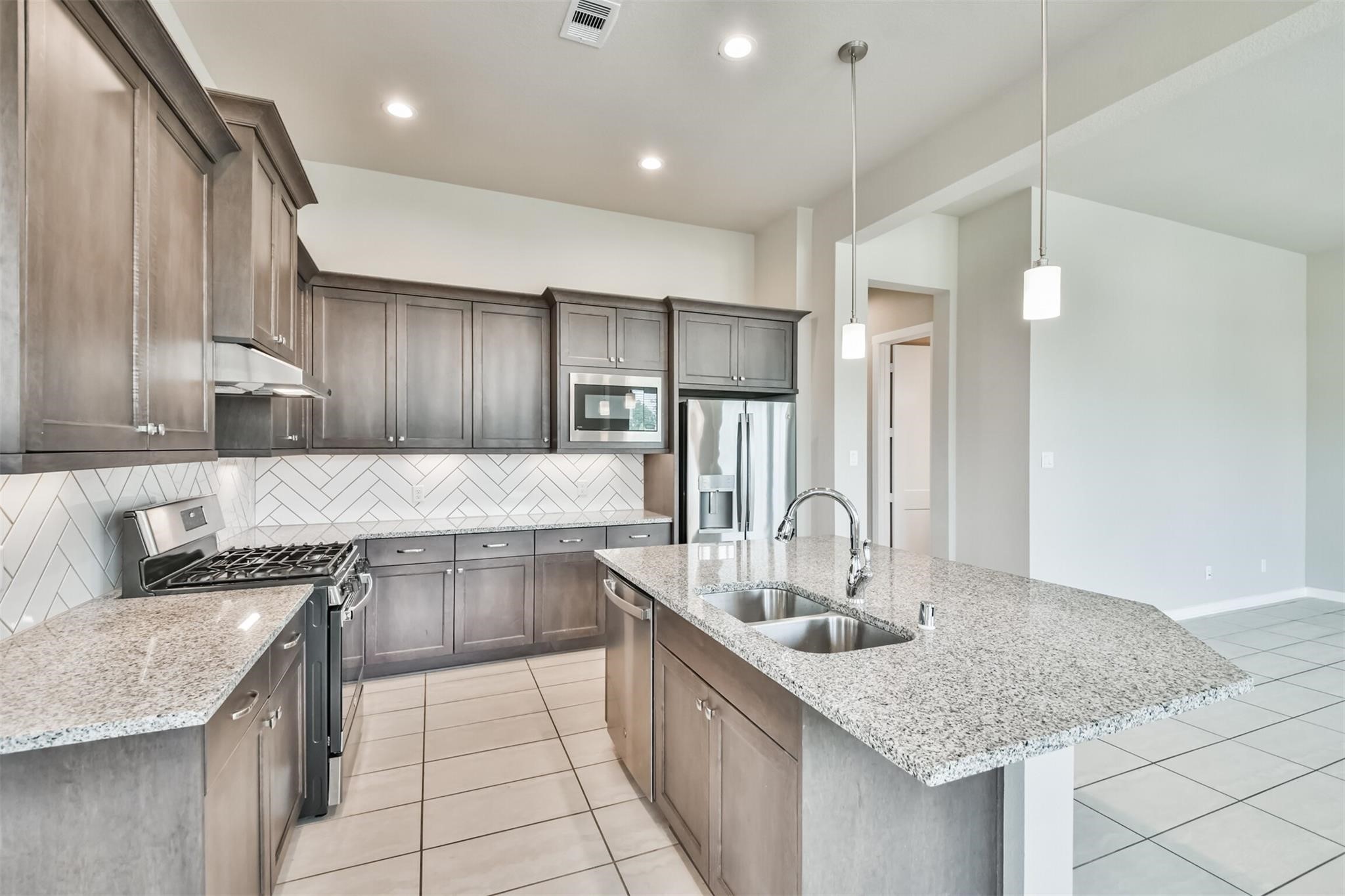 27025 Sofia Forest Drive Property Photo 20
