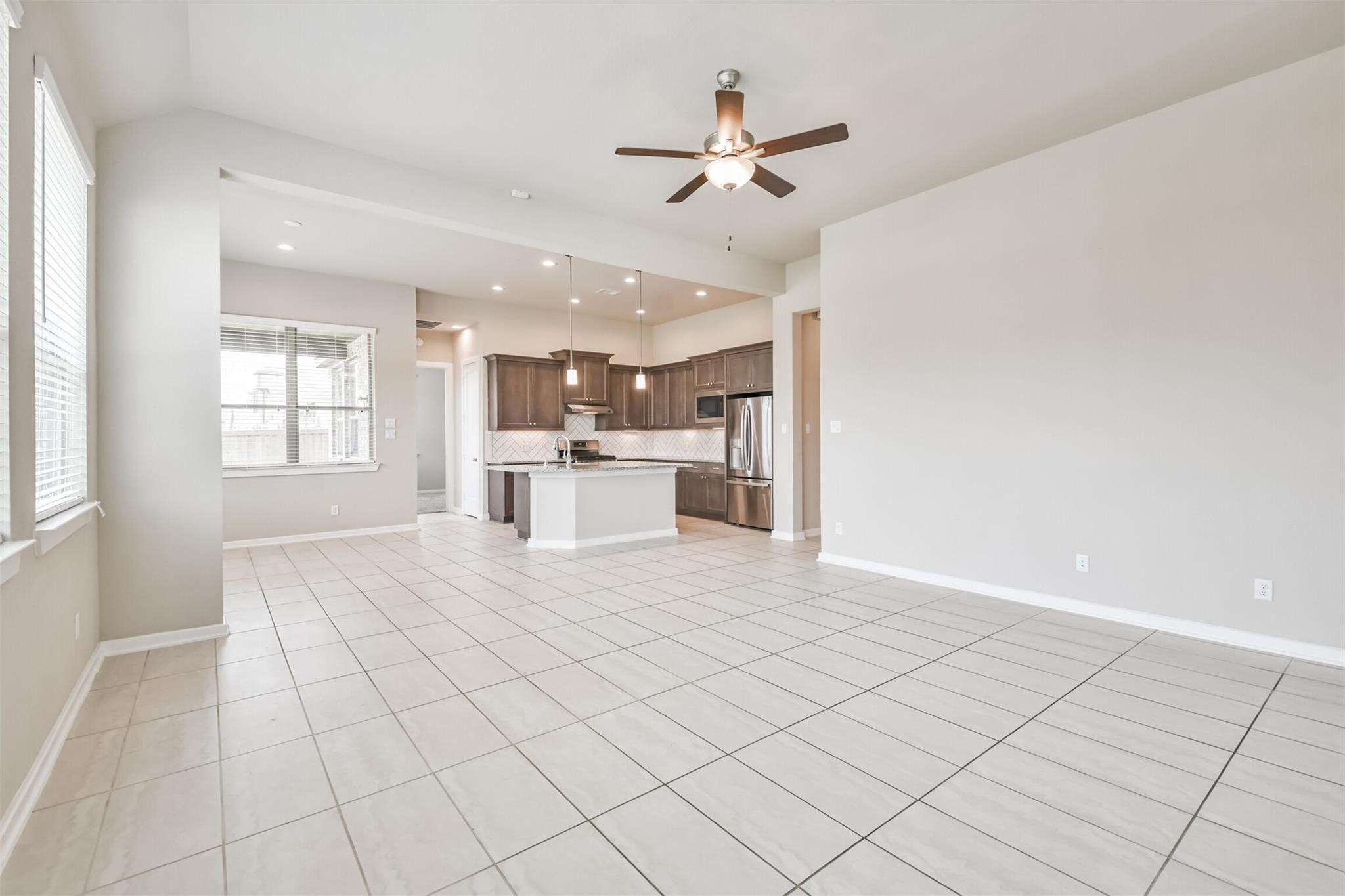 27025 Sofia Forest Drive Property Photo 23