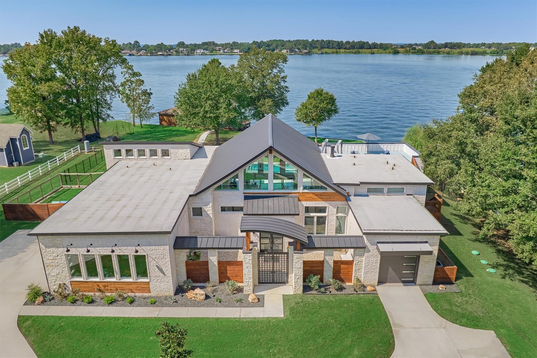 9228 Lake Conroe Drive Property Photo