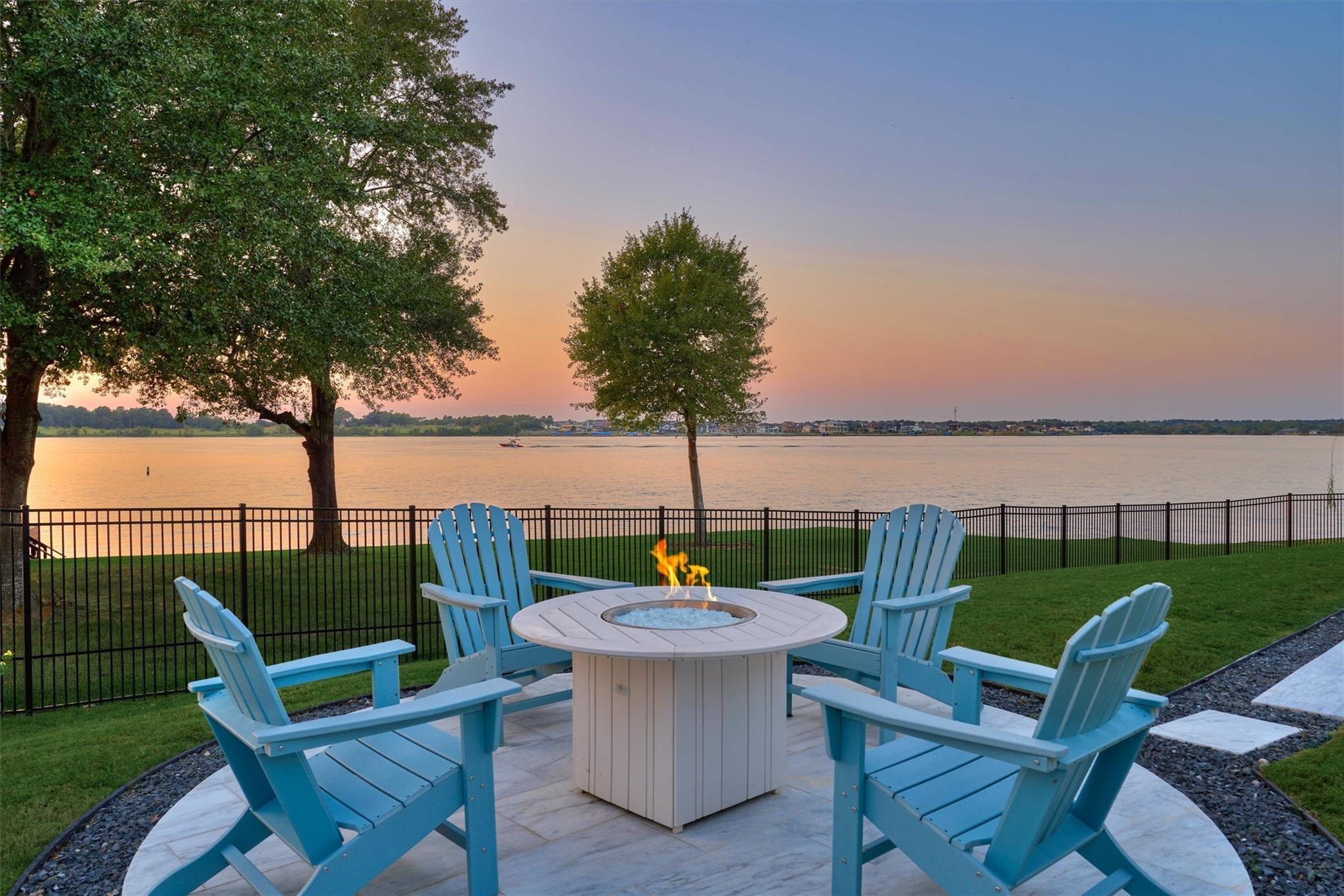 9228 Lake Conroe Drive Property Photo 7