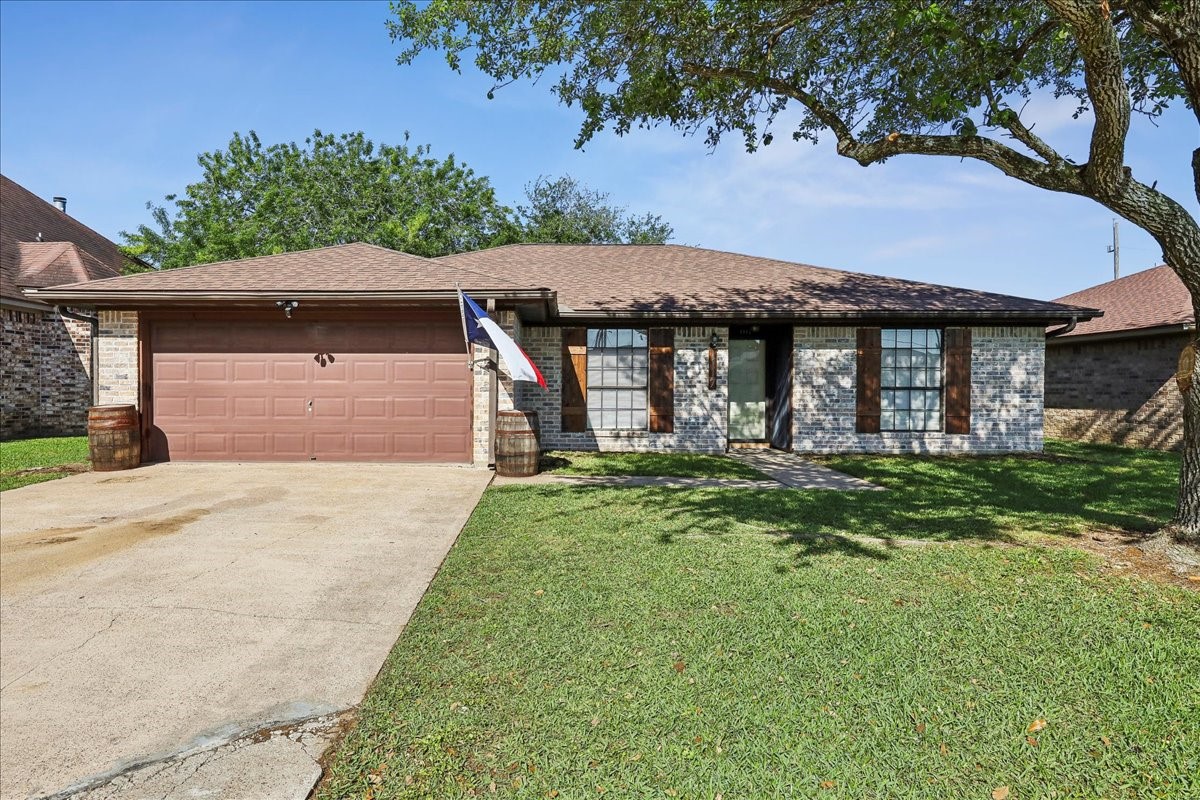 1117 Meadowland Drive Property Photo