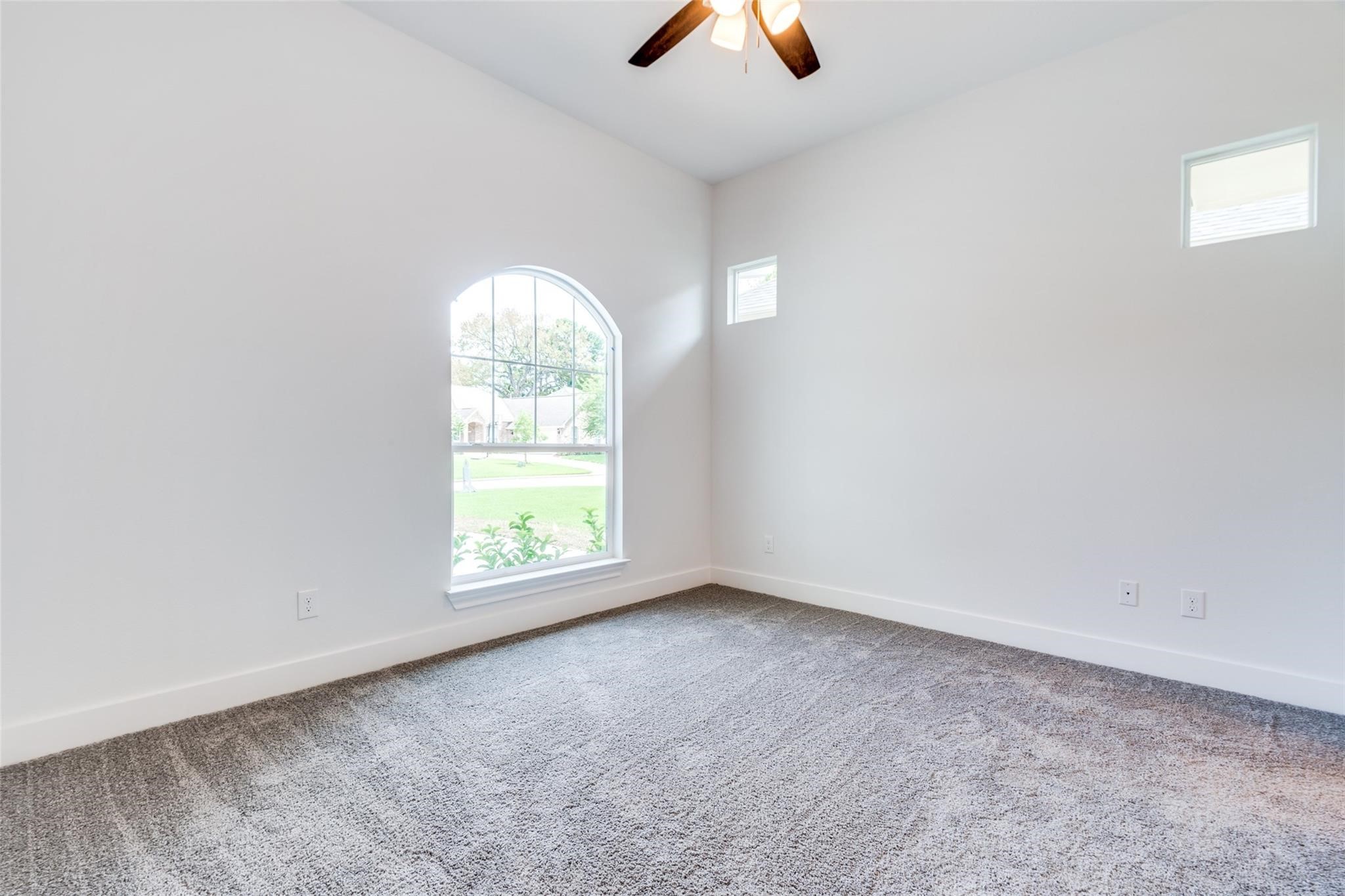 144 Monterrey Road Property Photo 16