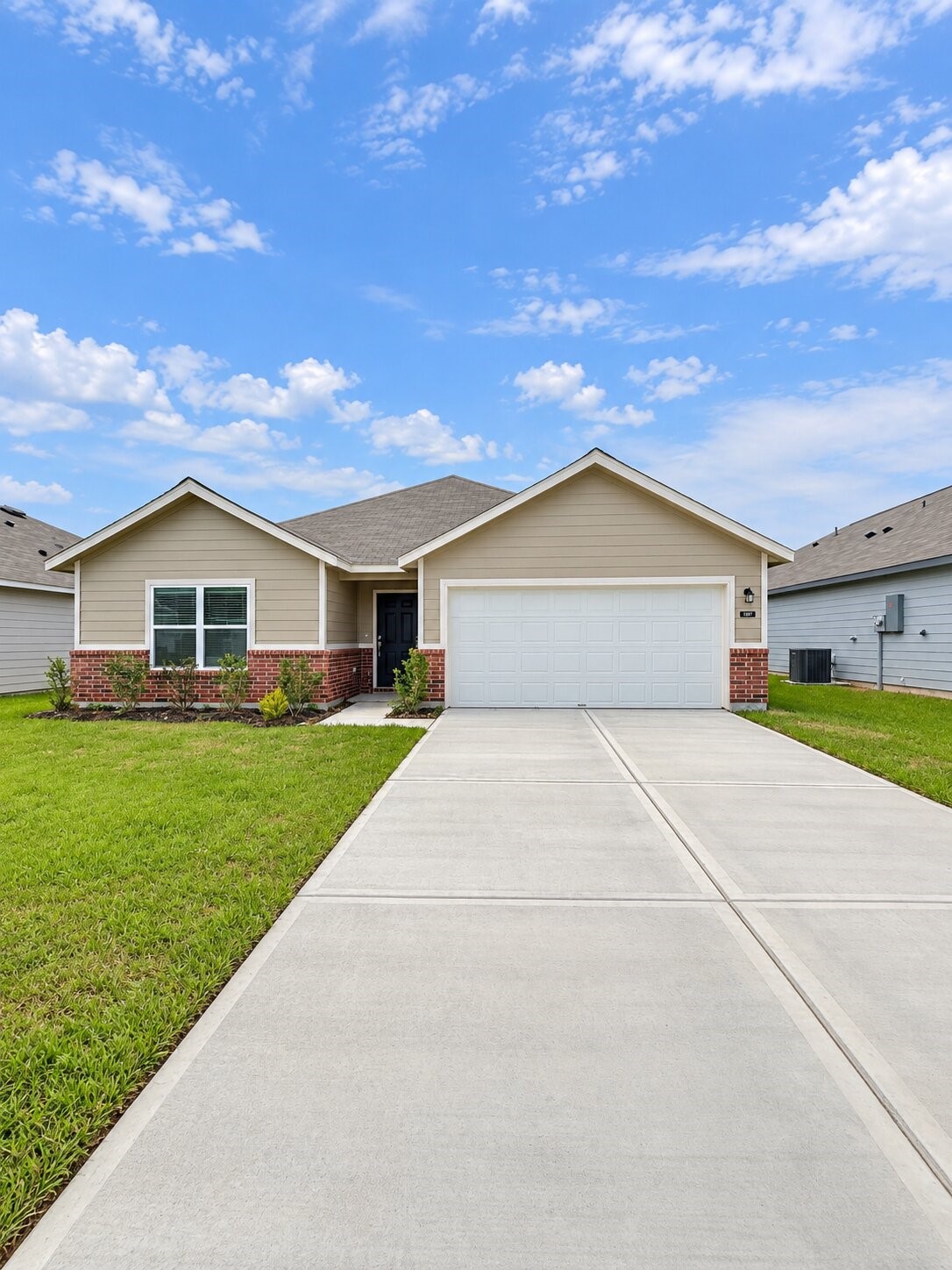 511 Oak Chase Avenue Property Photo 1