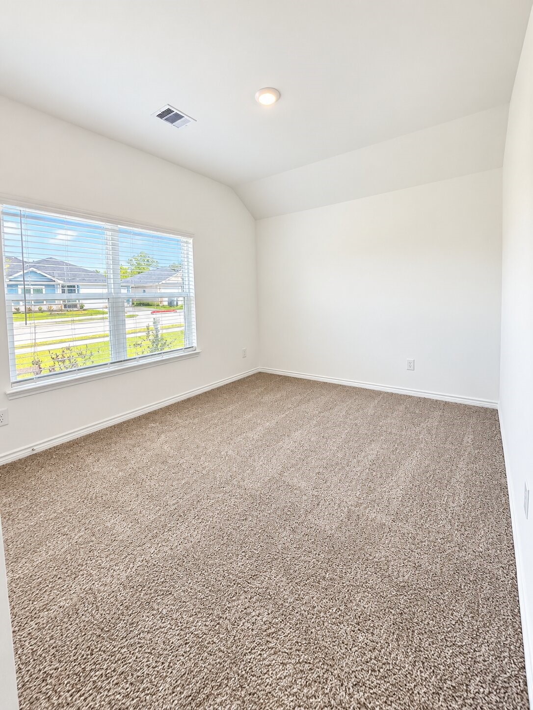 511 Oak Chase Avenue Property Photo 10