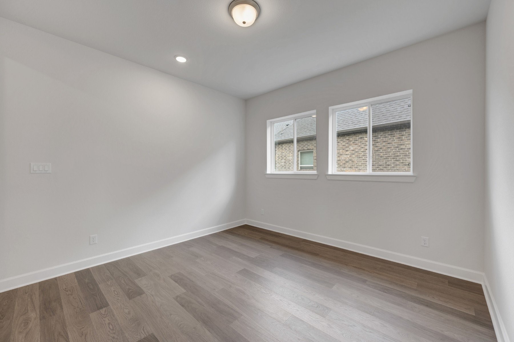 4926 Benton Woods Trail Property Photo 17