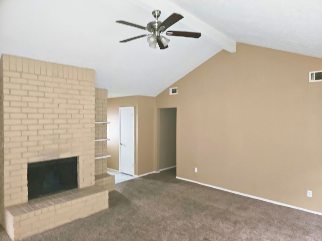 22419 Springgate Drive Property Photo 4