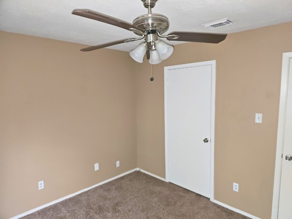 22419 Springgate Drive Property Photo 9