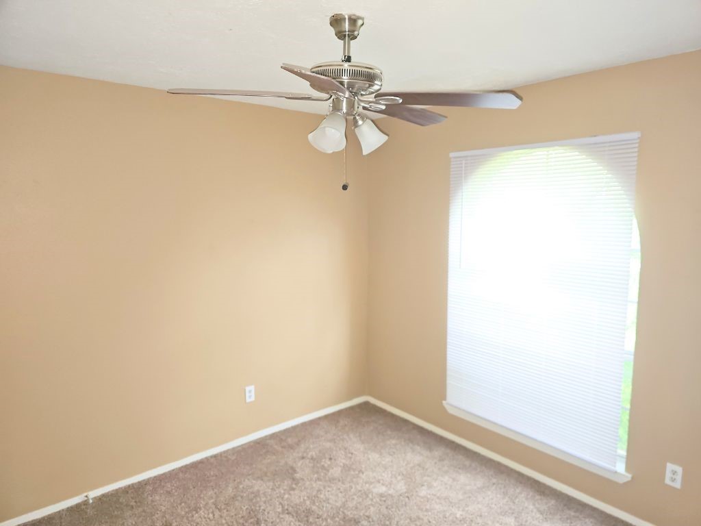 22419 Springgate Drive Property Photo 10