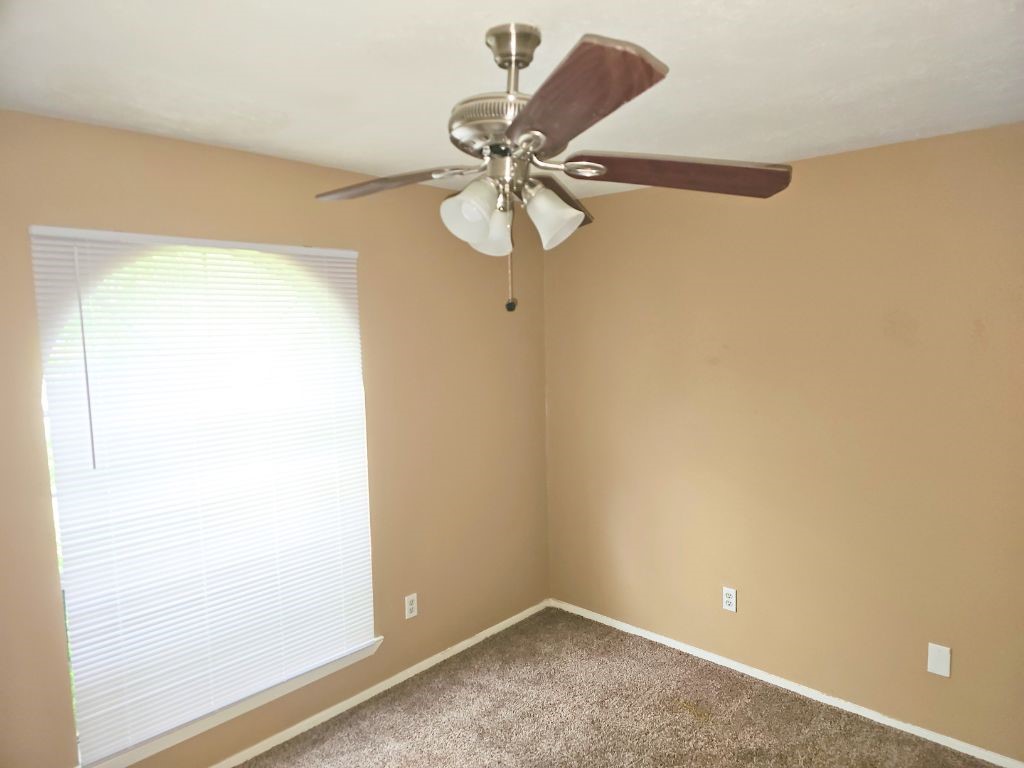 22419 Springgate Drive Property Photo 11