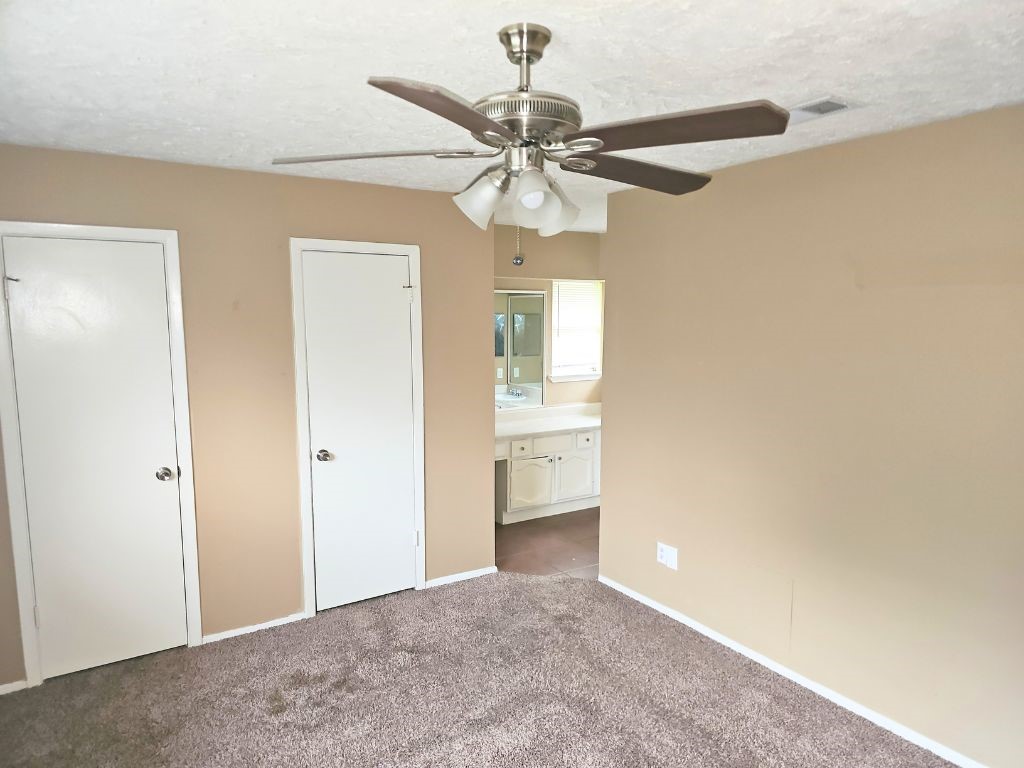 22419 Springgate Drive Property Photo 12