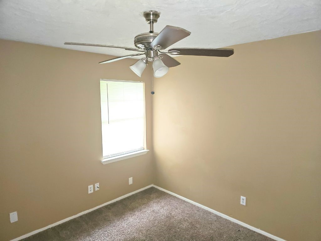 22419 Springgate Drive Property Photo 13