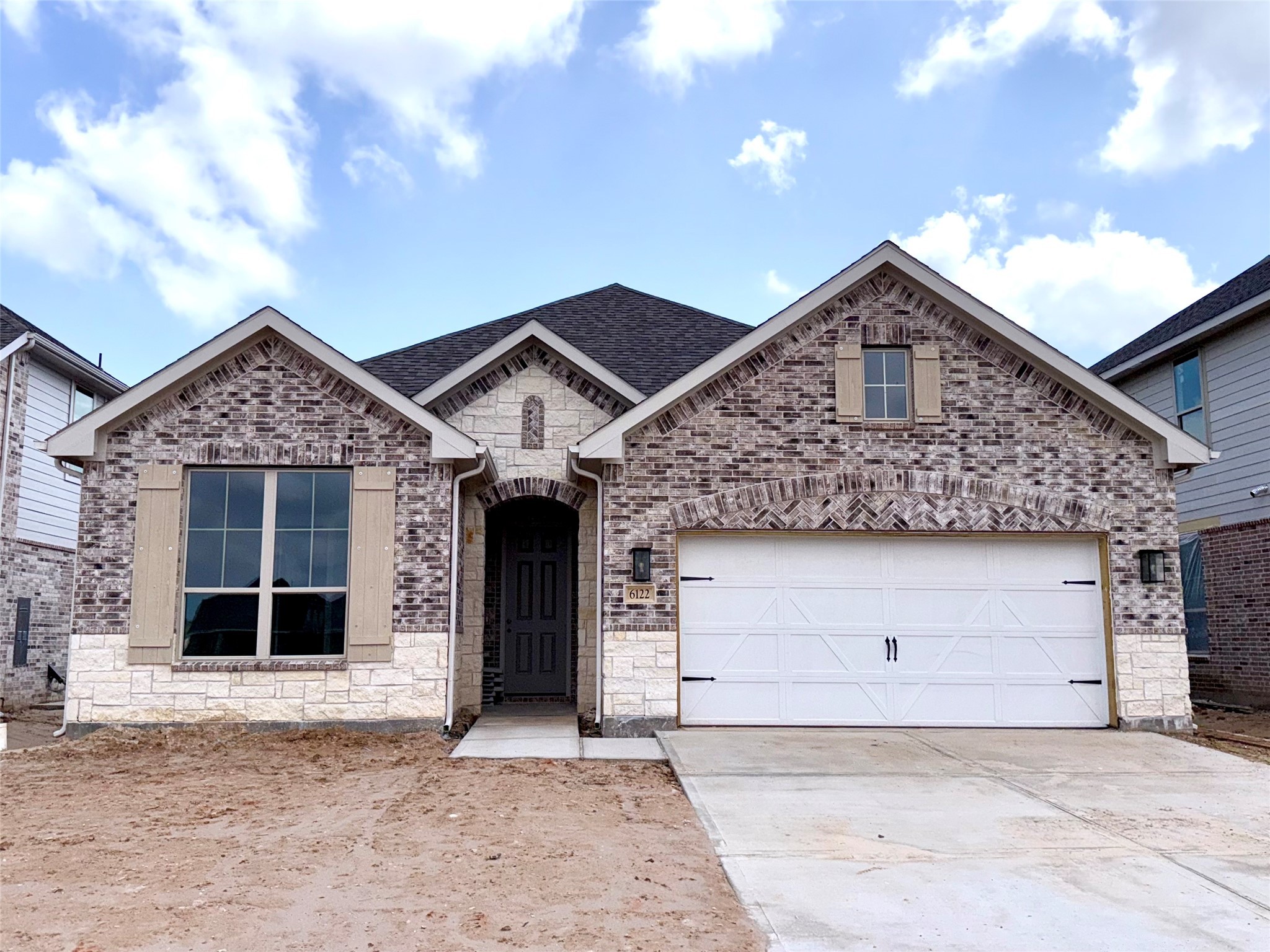 6122 Waterman Lake Lane Property Photo 3
