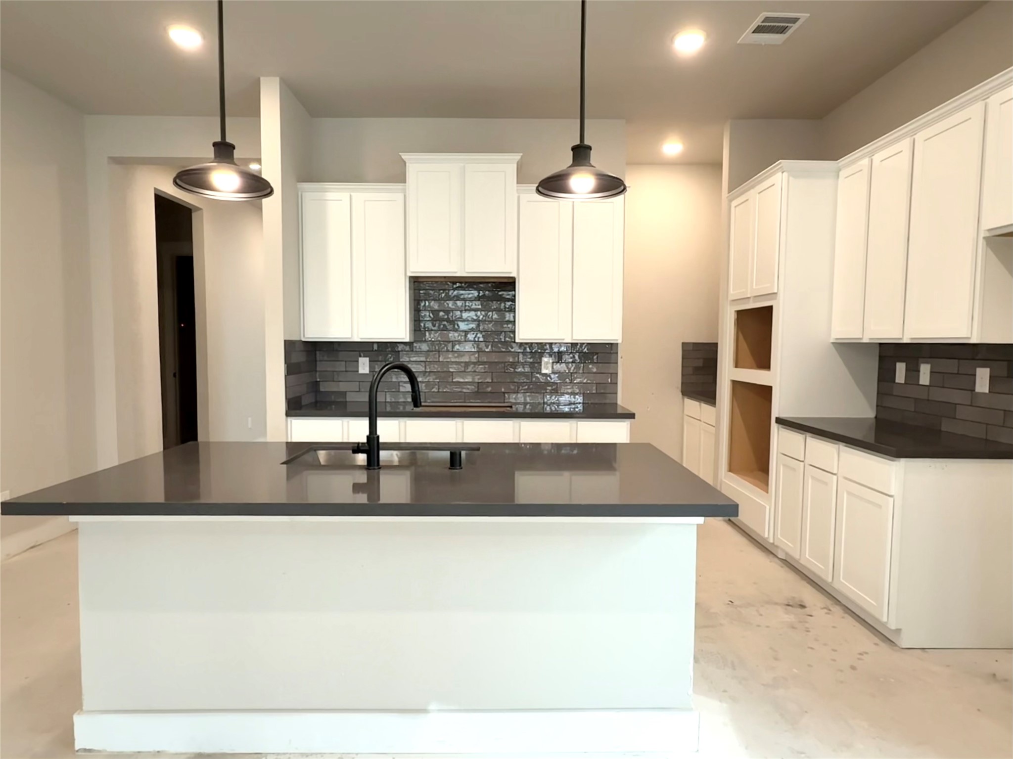 6122 Waterman Lake Lane Property Photo 12