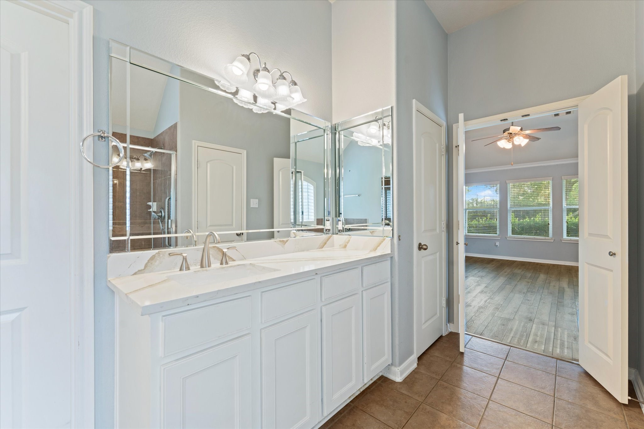 27602 Molly Hills Court Property Photo 14
