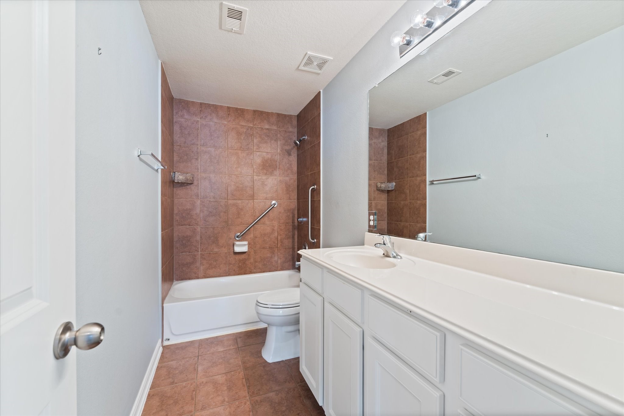 27602 Molly Hills Court Property Photo 16